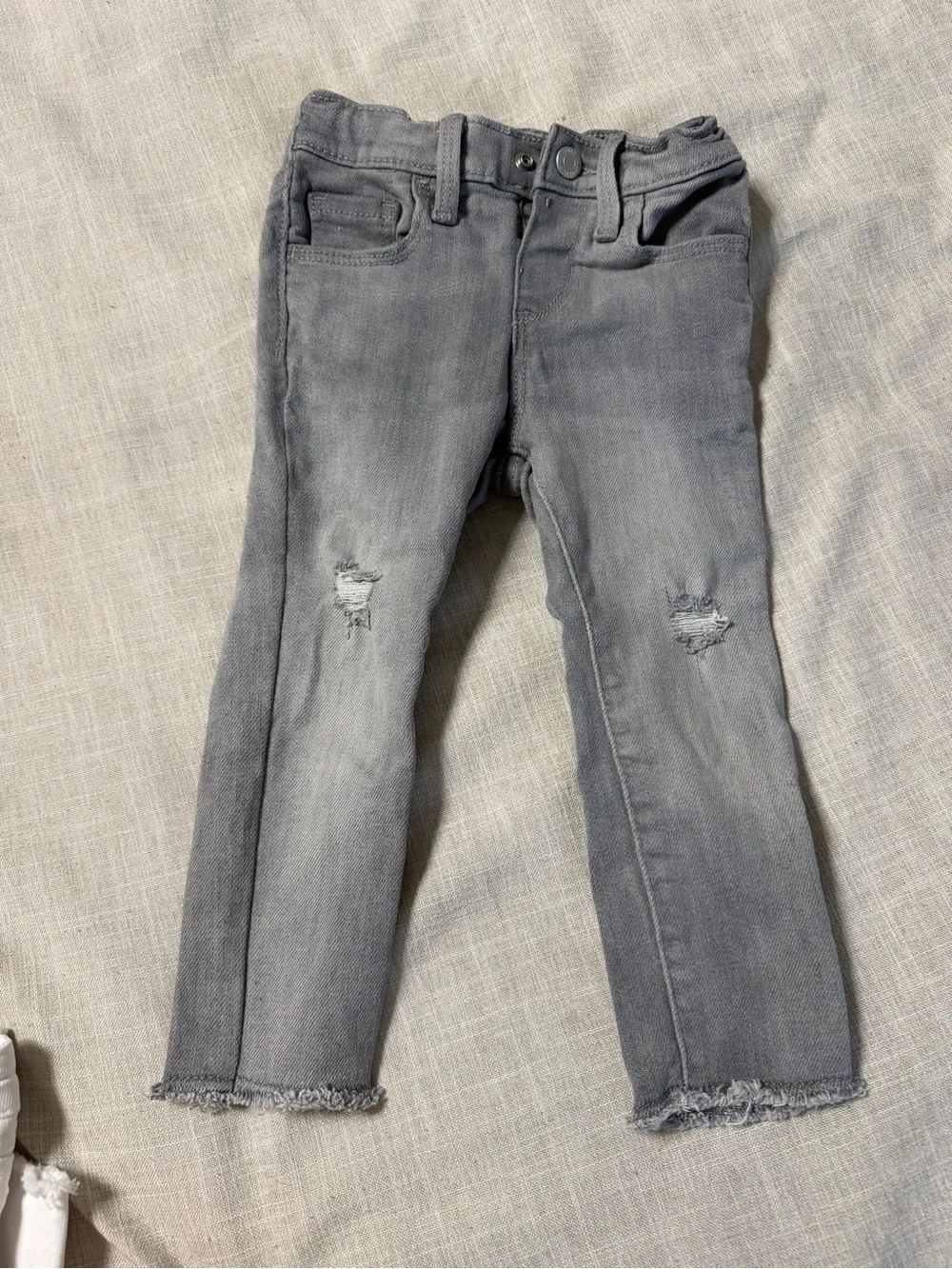 Old Navy Gray Skinny Jeans with Knee Rips